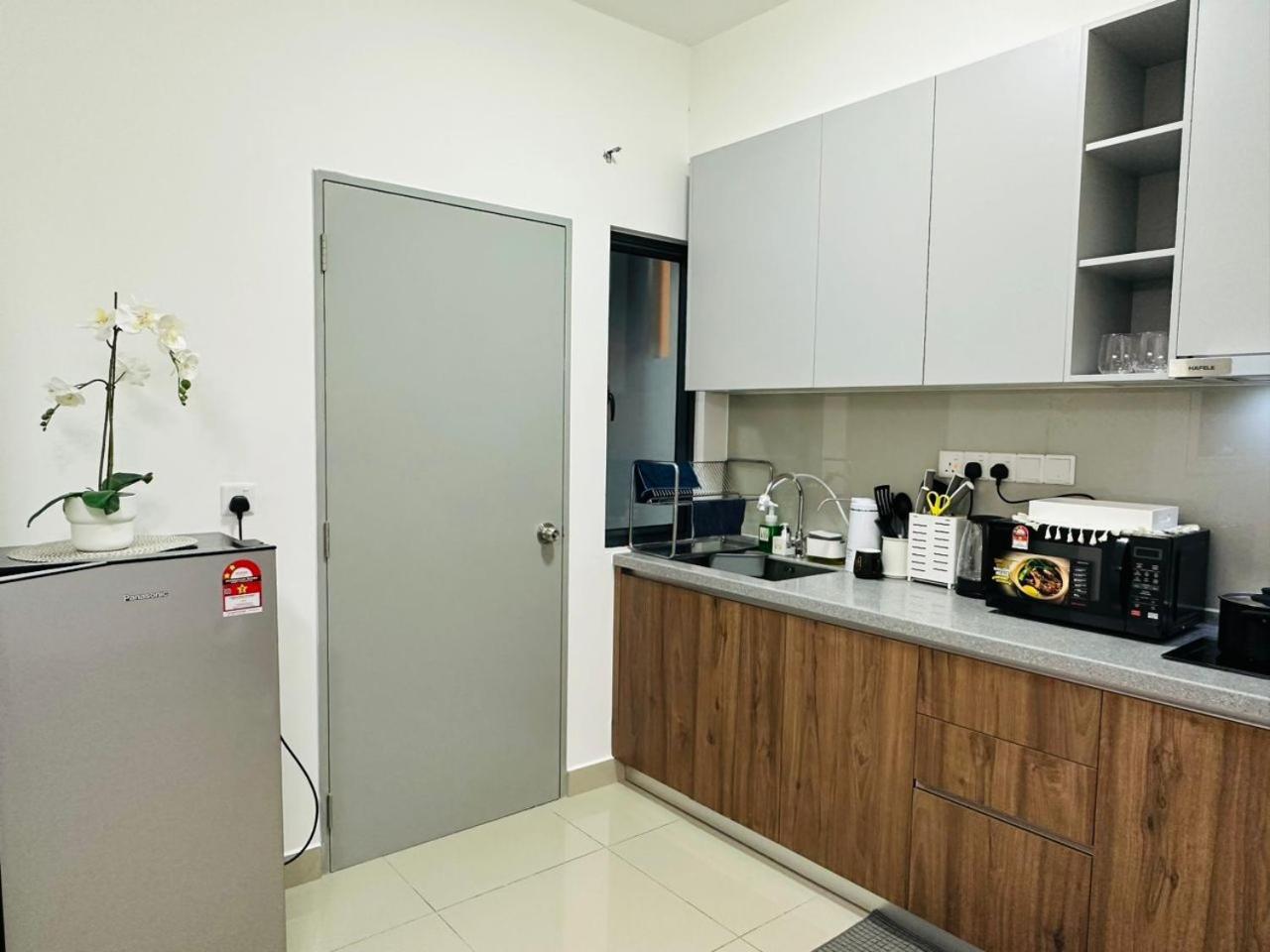 M Vertica Kl 3b2b 8 Pax Wi-fi, 2 Carparks * Kuala Lumpur