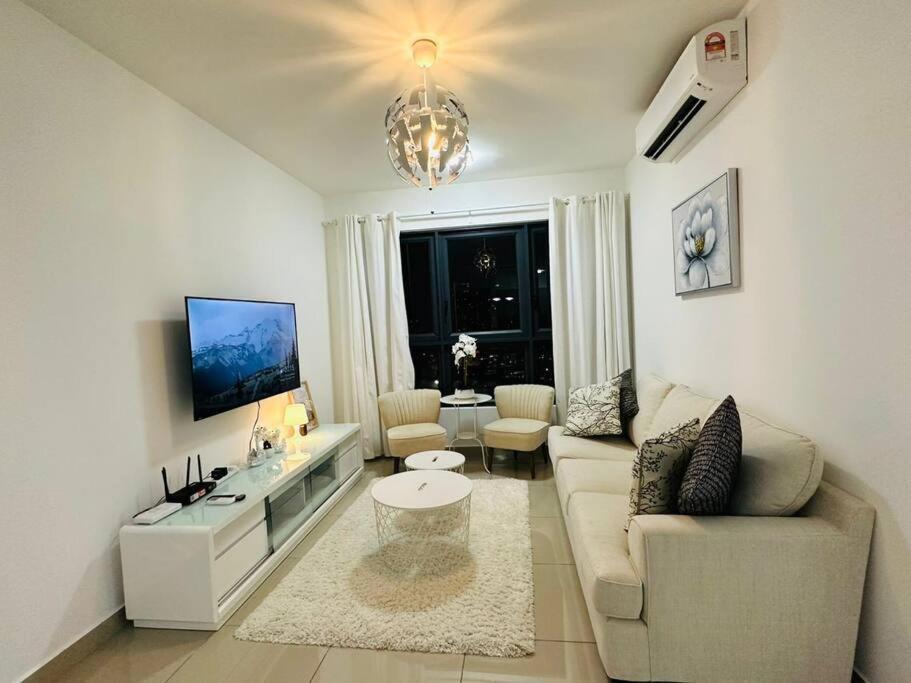 Pangsapuri M Vertica Kl 3b2b 8 Pax Wi-fi, 2 Carparks *