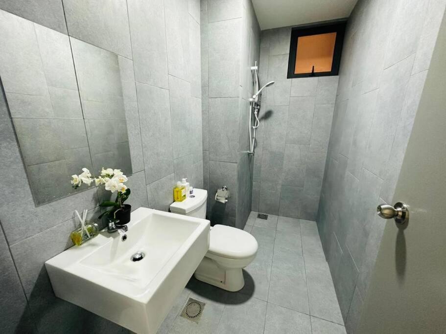 M Vertica Kl 3b2b 8 Pax Wi-fi, 2 Carparks Pangsapuri *