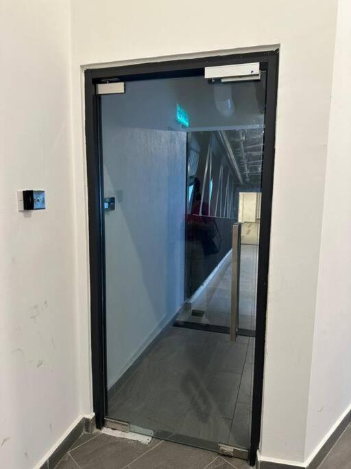 M Vertica Kl 3b2b 8 Pax Wi-fi, 2 Carparks Pangsapuri Kuala Lumpur
